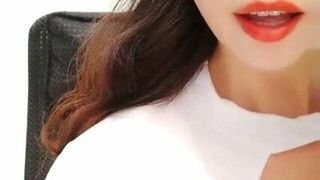 Pregnant Asian amateur